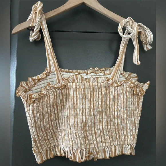 Band of Gypsies Can’t Touch This Crop Top Ivory Butterscotch Ruched Ruffled Hem - Picture 3 of 5